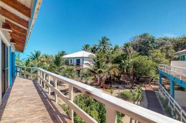 Condo #23 @ Beachside Villas