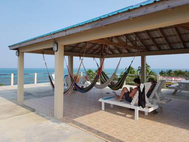 Caye Caulker Beach Hotel