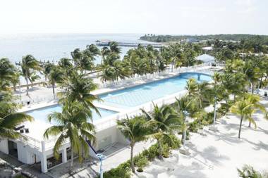 Belize Dive Haven Resort & Marina