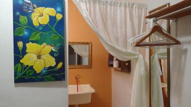 Hacienda Tropical Guest House