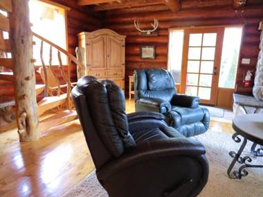 Handsome Dan's at Otter Point