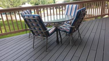 Family Hot Spring Passes - Invermere Lakeside 4 Br Mountain Home! Walk to Town Shopping Clubs Bakery Sandy Beach!Visit Radium Hot Springs