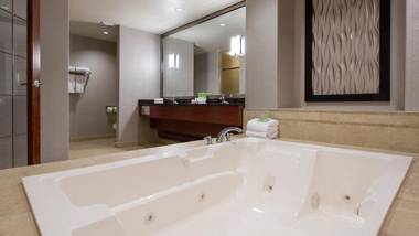 Holiday Inn Express Hotel & Suites Sherwood Park-Edmonton Area an IHG Hotel