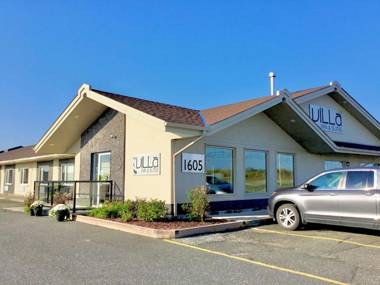 Villa Inn & Suites - SureStay Collection by Best Western