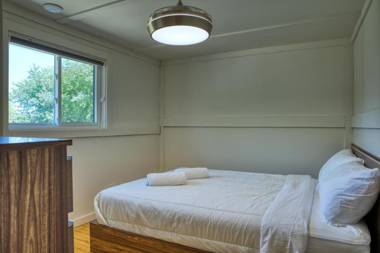 TheLongBeachResort - Beachfront Cottages & Townhouse Suites