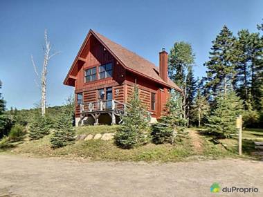 4-Bedroom Chalet Fraternite in Lac-Superieur Tremblant