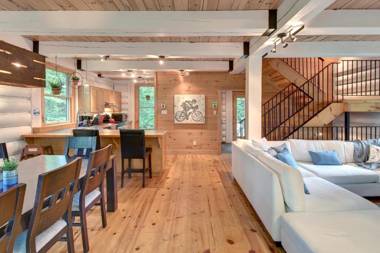 Live nature calmness w private hot tub