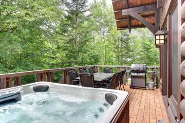 Live nature calmness w private hot tub