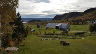 The Rustic House of the Fjord