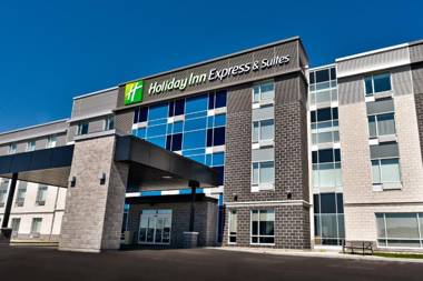 Holiday Inn Express & Suites - Trois Rivieres Ouest an IHG Hotel