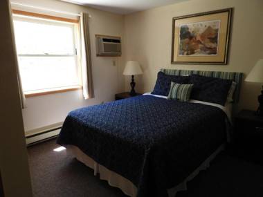 Admiral Digby Inn Restaurant and Cottages