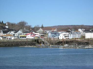 Gulliver's Cove Oceanview Cottages