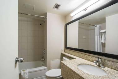 Quality Inn & Suites Yellowknife