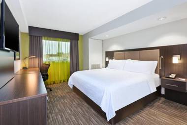 Holiday Inn Express Winnipeg Airport - Polo Park an IHG Hotel