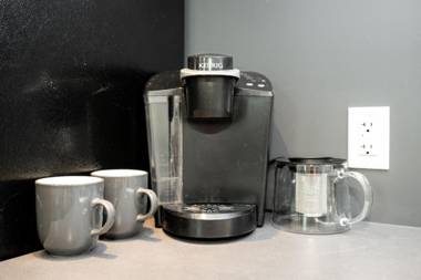 New York Style Loft with Parking Exchange District Coffee Gym