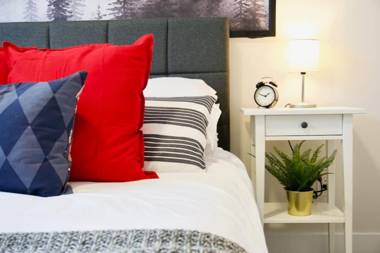 Premium Modern Condo Top Location 2Bed