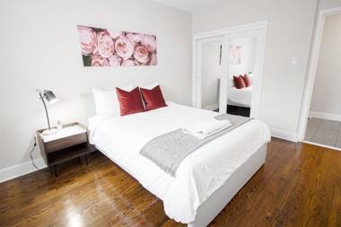 2-bedroom Suite on Corydon Ave parking included!