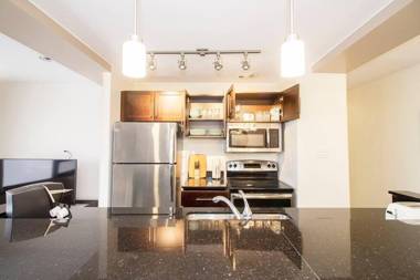 Luxurious 1Bdrm Apartment with Parking and WiFi