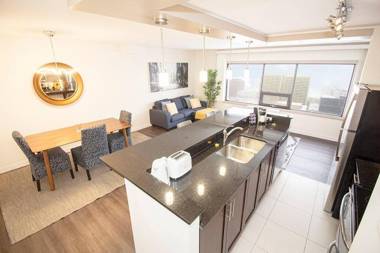 Luxurious 1Bdrm Apartment with Parking and WiFi