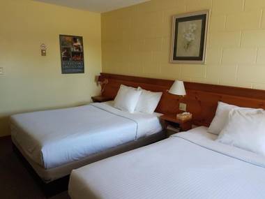 Westport Station Motel