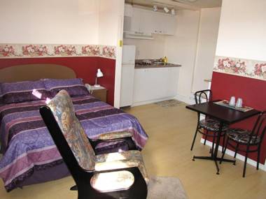 Motel & Chalets Waterloo--Shefford-- Habitation forest