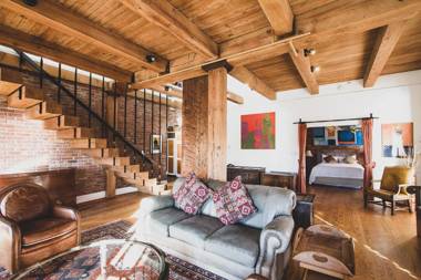 Swans Brewery Pub & Hotel