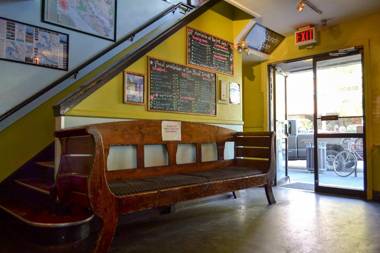 Ocean Island Inn | Backpackers | Suites