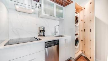 Urban City Living at the Jukebox