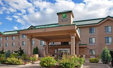 Holiday Inn Express Hotel & Suites Vernon an IHG Hotel