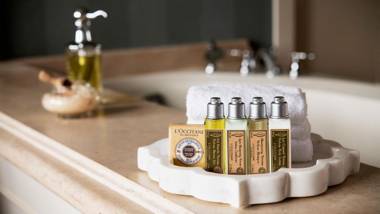 Wedgewood Hotel & Spa - Relais & Chateaux