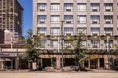 Ramada by Wyndham Vancouver Downtown