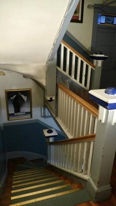 St. Clair Hotel Hostel