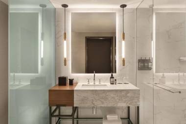 the DOUGLAS Autograph Collection