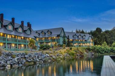 Canadian Princess Lodge & Marina