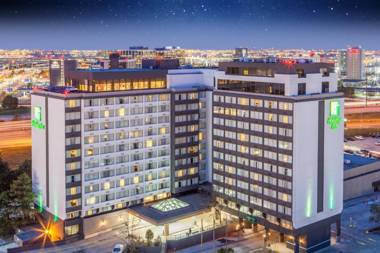 Holiday Inn Toronto International Airport an IHG Hotel