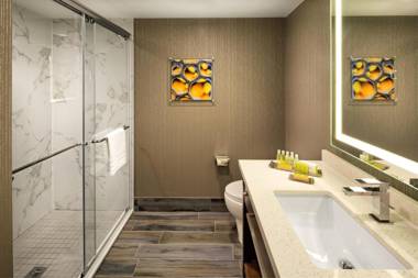 Doubletree by Hilton Toronto Airport ON
