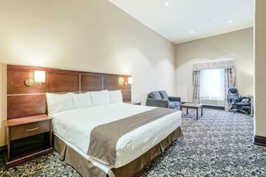Woodbine Hotel & Suites
