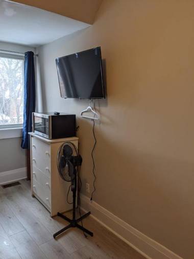 Toronto Furnished Living Rooms