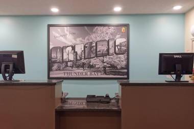 Super 8 by Wyndham Thunder Bay