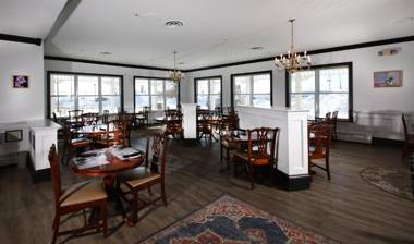 The Loyalist Country Inn & Conference Centre