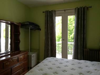 Ambassador B&B Guest Home