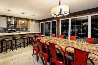 Le Sto Shack 25 Chemin Blanc by Les Chalets Alpins