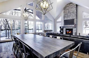 Chalet 06 Chemin Blanc by Les Chalets Alpins