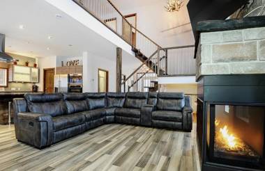 Chalet 30 Chemin des Skieurs by Chalets Alpins