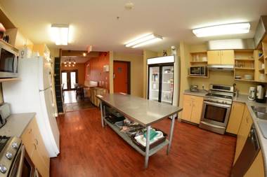 Squamish Adventure Inn