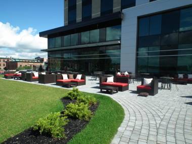 Grand Times Hotel Sherbrooke