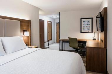 Holiday Inn Express Hotel & Suites Saskatoon an IHG Hotel