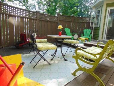 The Elizabeth Manor Guesthouse