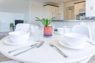 Amazing location in Saint John 2 Br Modern Parking New