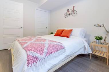 New 2BD Condo UNB Hospital Golf Patio Coffee